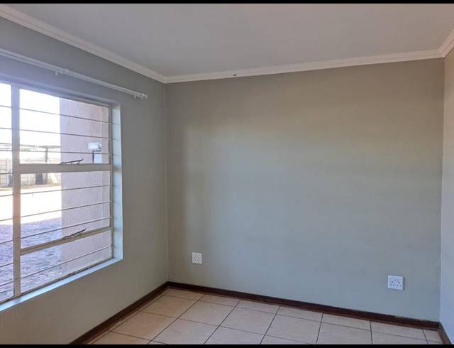 2 BEDROOM PROPERTY TO RENT IN GEDULD